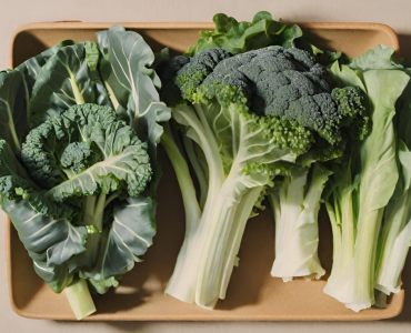 sources of vitamin k in green leafy vegetables such as lettuce, kale and broccoli